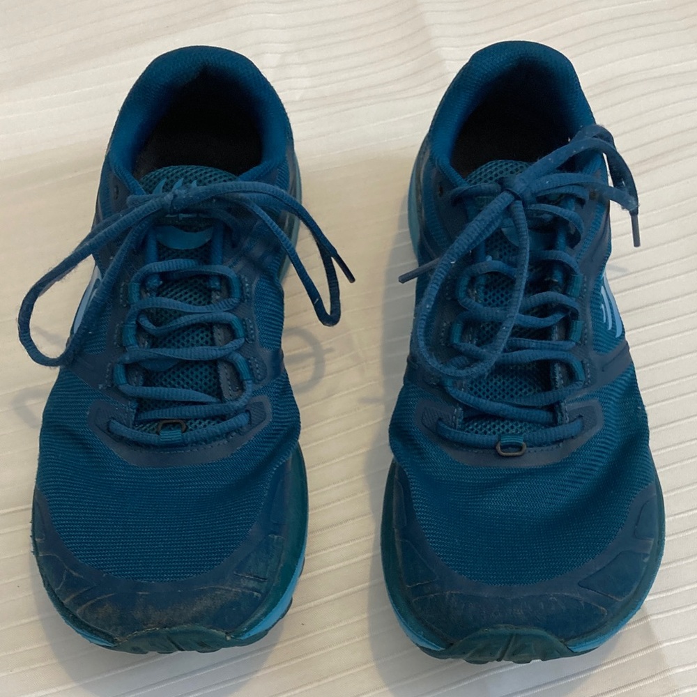 Topo Terraventure 4 Blue Women's 9 hiking shoes trailrunners - Vibram soles